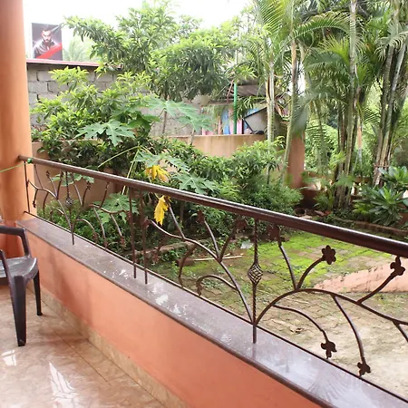 Oyo 6236 Studio Candolim Main Road